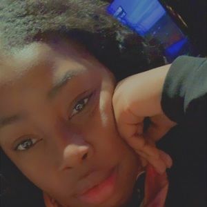 Meet your Posher, Jonee